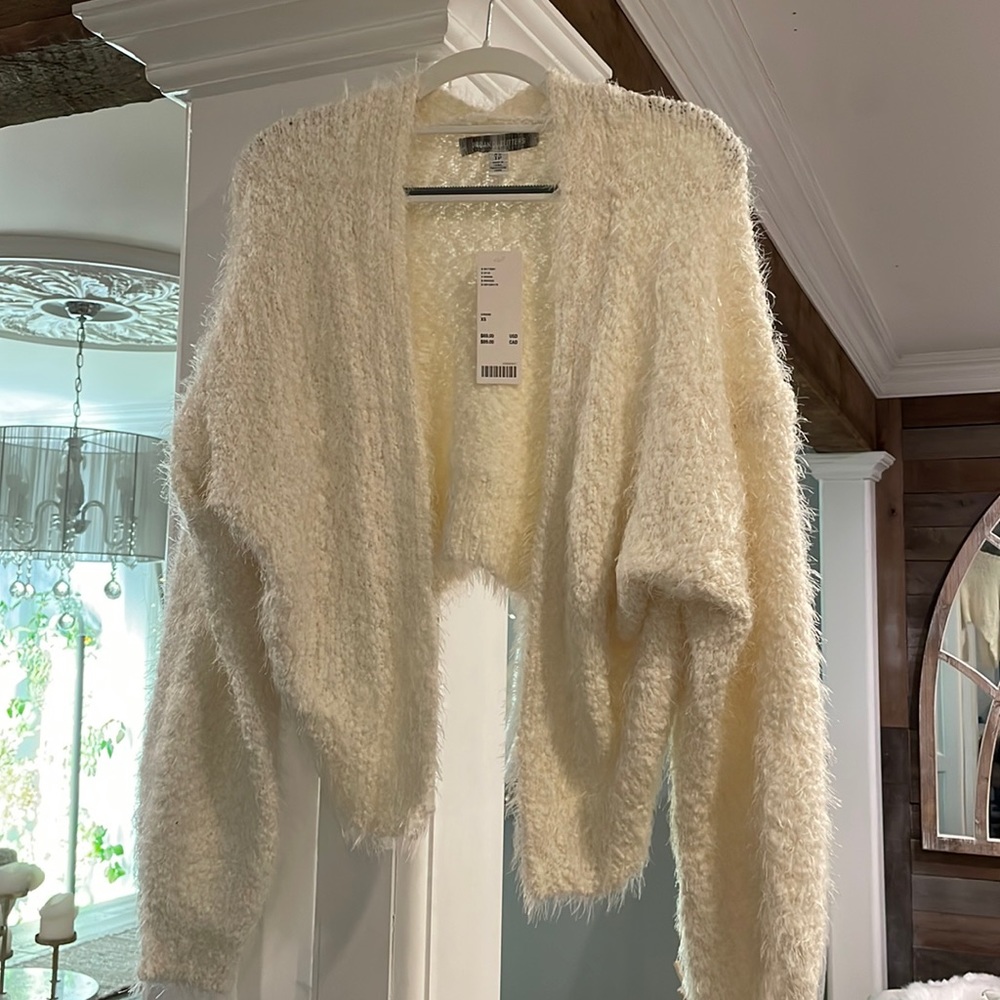 Urban outfitters super soft oversized comfy sweater XS NWT